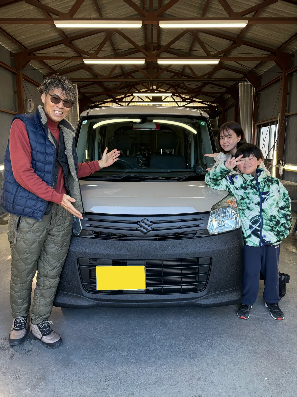 ご家族への納車の様子(掲載許可済)